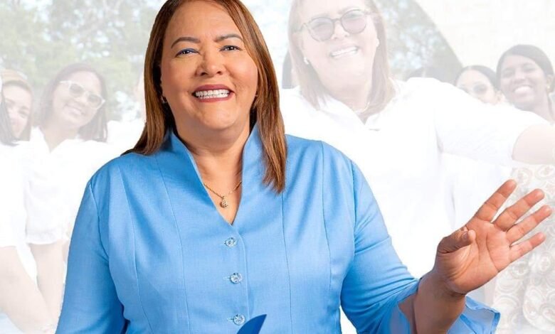 En San Juan: Elvira Corporán candidata a diputada realiza varias actividades el fin de semana; recibe contundente respaldo de la población